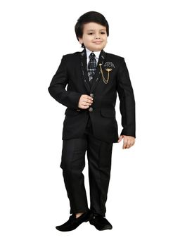 BT DEZINES - Black Solid Shirt, Waistcoat, Blazer and Pant with Tie (Set of 5)