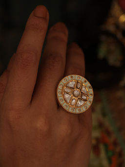 Gossip - Fashionable Genre Alluring Ring