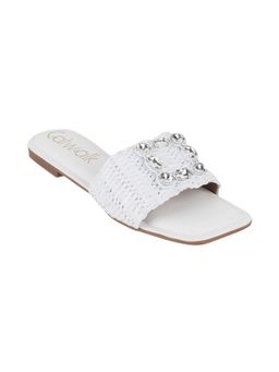 Catwalk - Women Stylised Flats - White
