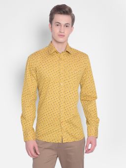 CRIMSOUNE CLUB - Men's Mustard Printed Shirt