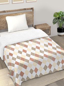 FABINALIV - Multi-Color Geometric Mild Winter 500 Gsm Woollen Bed Comforter (Single)