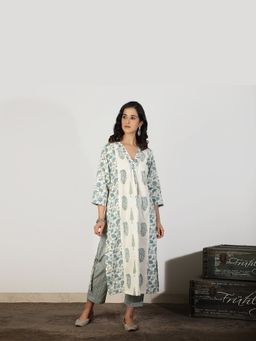 Spring Soul - Women Blue Printed A Line Kali Mughal Kurta