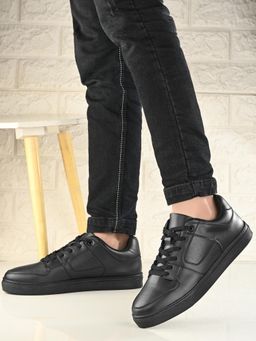 Styli - Men Casual Solid Court Black Sneakers
