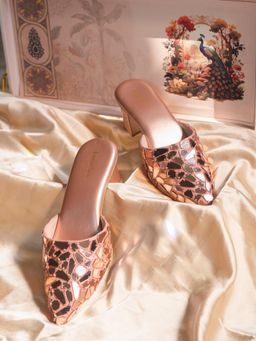 UrbanSway - Peach Espejo Mules Heels