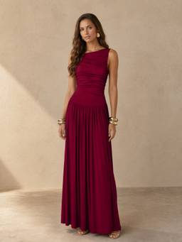 Styli - Burgundy Solid Asymmetric One-Shoulder Ruched Bodice Pleated Maxi Dress