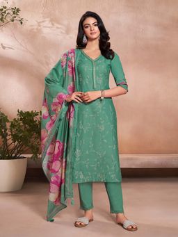Seerat - Women Green Embroidered Kurta with Pant and Dupatta (Set of 3)