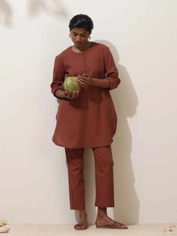 trueBrowns - Brown Cotton Linen Kurta Co-Ord Set (Set of 2)