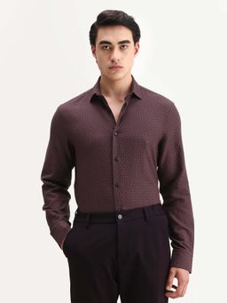 Rare Rabbit - Men'S Juxe Dark Red Spread Collar Regular Fit Textured Shirt