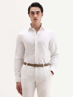 Rare Rabbit - A Signature Herringbone Weave Business Cufflinks Shirt-White