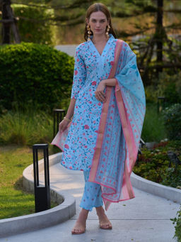 BLACK SCISSOR - Light Blue Floral Printed Ethnic Kurta with Pant & Dupatta (Set of 3)
