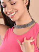 Black color option, Sold out, Currently selected