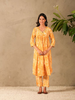 Akiso - Yellow Hand Block Print A Line Pleated Kurta Set (Set of 2)