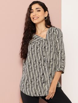 Qurvii - Ivory and Black Printed Rayon Shirt.