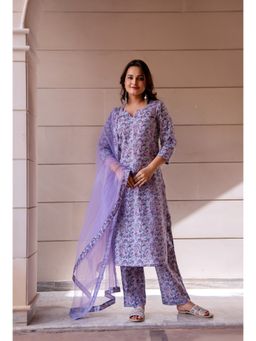 POMCHA - Kapaas Lavender Floral Kurta with Pant and Dupatta (Set of 3)