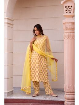 POMCHA - Kapaas Lemon Yellow Floral Sleeveless Kurta with Pant and Dupatta (Set of 3)