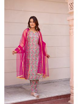 POMCHA - Kapaas Grey Floral Sleeveless Kurta with Pant and Dupatta (Set of 3)