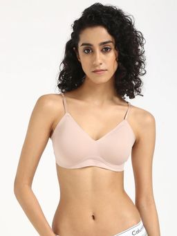 Calvin Klein - Three Fourth Coverage Lightly Padded Non-Wired T-Shirt Bra