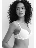 White color option, Currently selected