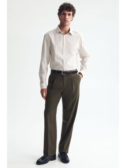 H&M - Men Green Regular Fit Tailored Trousers