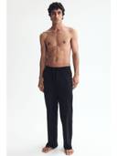 Black color option, Currently selected