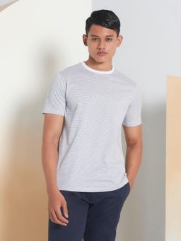 Perona - Men Grey Stripped Regular Fit T-Shirt