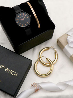 Joker and Witch - Joker & Witch Black A Kiss Love Stack Watch, Bracelet, Ring With Earring (Set of 4)