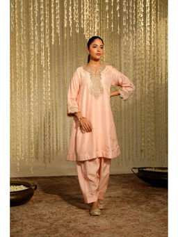 Sheetal Batra - Mehnaaz Kurta & Salwar-Pink (Set of 2)