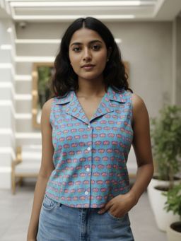 Varanga - Heritage Notch-Collar Top