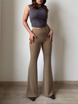 Off Duty India - Fit And Flare Seamless Trousers - Mud Brown