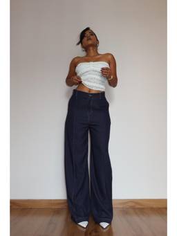 Off Duty India - Denim-Inspired Pin-Tuck Barrel Trousers - Blue