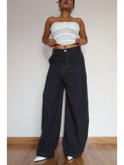 Off Duty India - Denim-Inspired Pin-Tuck Barrel Trousers - Black