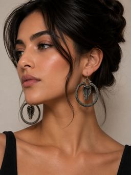 Studio One Love - Women Silver Drop Earrings