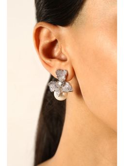 MINJI AND CO. - Women Trendy Silver Plating Floral Cz Stone Sheel Pearl Earring