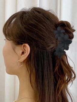 OOMPH - Combo Of 2 Hair Claw Clip - Floral Shape - Black And Beige Color (Pack of 2)