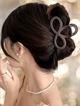 OOMPH - Combo Of 2 Hair Claw Clip - Floral Shape - Beige And Brown Color (Pack of 2)