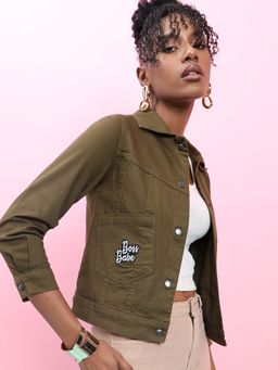 Campus Sutra - Womens Olive Green Patch Pocket Denim Jacket With Typographic Embroidery
