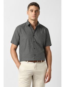 Van Heusen - Men Black Check Half Sleeves Formal Shirt