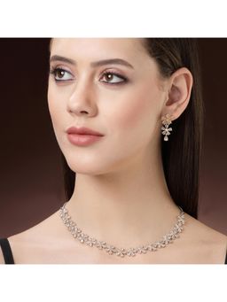 ZENEME - Beige Rhodium Plated Silver Toned Floral Ad Necklace Set