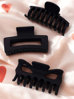 OOMPH - Pack Of 3 Black Big Heart, Butterfly and Rectangular Shape Hair Clips