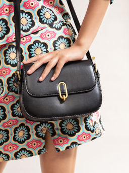 Twenty Dresses by Nykaa Fashion - Black Touch Of Class Hand Bag