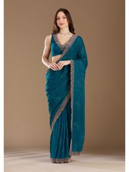 Koskii - Women Threadwork Georgette Saree With Unstitched Blouse