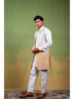 Ayush Jain - Resham Van Kurta with Pant and Jacket