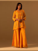Orange color option, Sold out, Currently selected