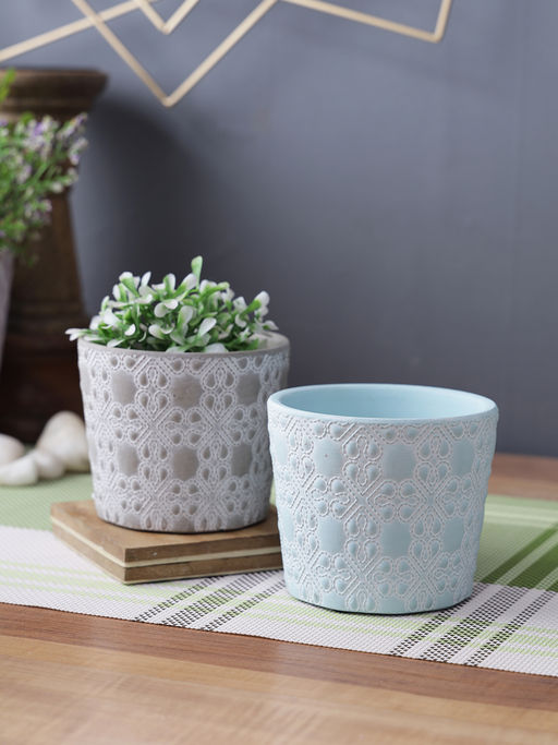 Tayhaa Two Blue & Grey Flower Design Planters