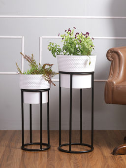 AAPNO RAJASTHAN - Set of 2 Ceramic Planters with Metal Stand (S)