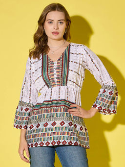 Buynewtrend - Women Green Long Top Tribal Printed Polyester Tunic