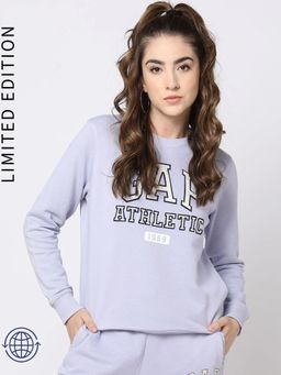 GAP - Women's Regular Fit Crew Neck Applique Sweatshirt