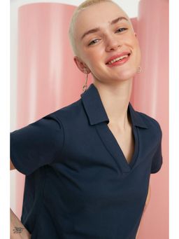 Trendyol - Women's Comfortable Navy Blue T-shirts