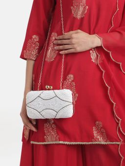 Fabbhue - Women's Off White Hand Embroidered Clutch