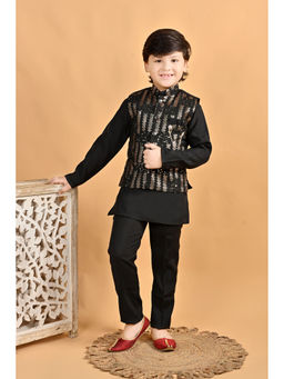 BT DEZINES - Boys Black Cotton Embroidered Sequinned Kurta Set